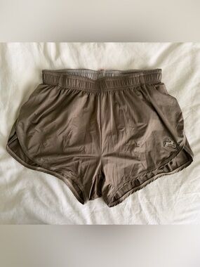 Tracksmith Twilight Split Shorts Size Small